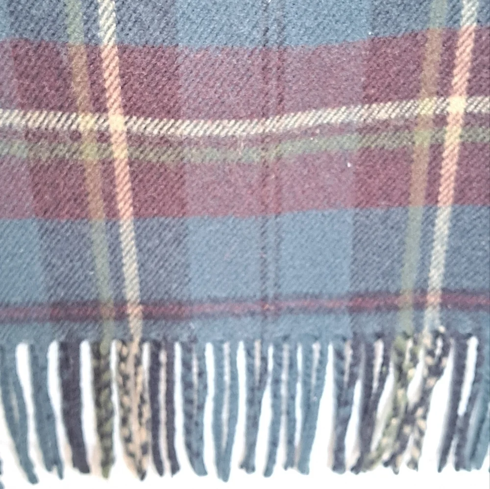 Green & Blue Plaid Men's Scarf   Size 9